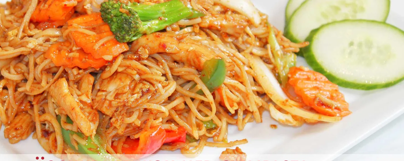 Äggnudlar wok med chilipasta